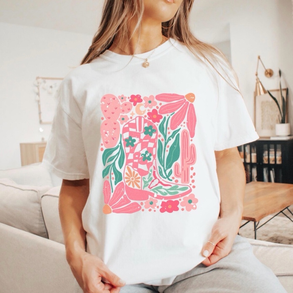 Boho Floral Cowgirl Boot Graphic White Tee Medium